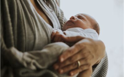 Impacto emocional de un embarazo no planificado en la madre y el hijo.